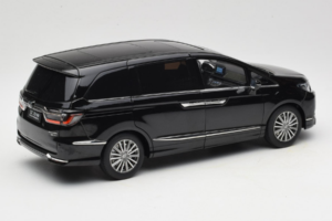 Honda Elysion Tmavomodrý OEM 1:18 26701 Kov – obrázok 3 z 8