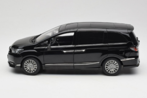 Honda Elysion Tmavomodrý OEM 1:18 26701 Kov – obrázok 4 z 8