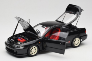 Honda Integra Type R DC2 Pre-Facelift Flamenco Black Pearl MotorHelix 1:18 M85203 Kov – obrázok 2 z 8