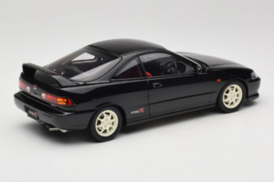 Honda Integra Type R DC2 Pre-Facelift Flamenco Black Pearl MotorHelix 1:18 M85203 Kov – obrázok 3 z 8
