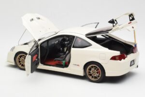 Honda Integra DC5 Type R Mugen Biely AUTOart 1:18 73251 Kov – obrázok 5 z 8