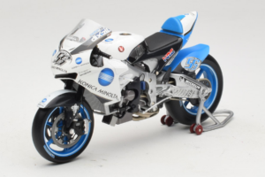 Honda RC212V #56 S. Nakano Konica Minolta Honda MotoGP 2007 Minichamps 1:18 112071056 Kov – obrázok 2 z 6