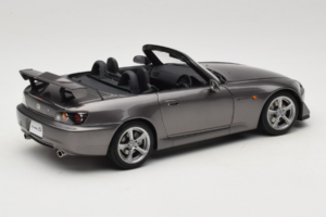 Honda S2000 AP2 Type S Moon Rock Metallic MotorHelix 1:18 M85111 Kov – obrázok 4 z 9