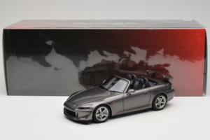 Honda S2000 AP2 Type S Moon Rock Metallic MotorHelix 1:18 M85111 Kov – obrázok 9 z 9