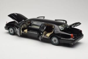 Hongqi Qijian CA7460 FAW 1:18 139940 Kov – obrázok 5 z 8