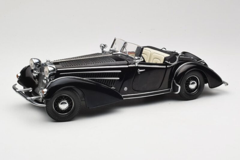 Horch 855 Roadster Čierny Sun Star 1:18 2401 Kov