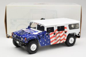 Hummer H1 AM General Gore-Lieberman Humvee America Exoto 1:18 1807 Kov – obrázok 8 z 8