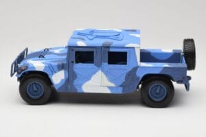Hummer H1 Humvee Modrý & Biely Motormax 1:18 73157 Kov – obrázok 4 z 8