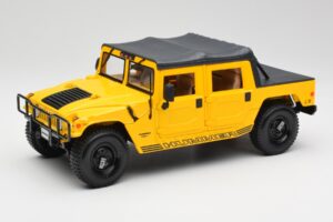 Hummer H1 Soft Top Žltý Maisto 1:18 56041 Kov