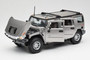 Hummer H2 Strieborný Maisto 1:18 7449569 Kov – obrázok 2 z 8