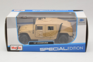 AM General Humvee Military Maisto 1:27 31974 Kov