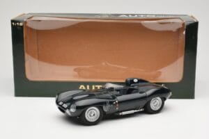 Jaguar D-Type Short Nose Zelený AUTOart 1:18 73561 Kov – obrázok 6 z 6