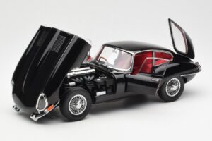 Jaguar E-Type 3.8 Series 1 Čierny Kyosho 1:18 08954BK Kov – obrázok 2 z 8