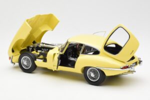 Jaguar E-Type 3.8 Series 1 Svetlo Žltý Kyosho 1:18 08954LY Kov – obrázok 5 z 8