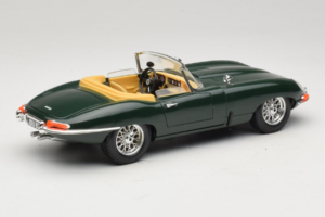 Jaguar E-Type Kabriolet Zelený Bburago 1:18 3026 Kov – obrázok 3 z 8