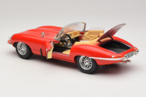 Jaguar E-Type Series 1 Kabriolet Červený Bburago 1:18 3038 Kov – obrázok 5 z 8