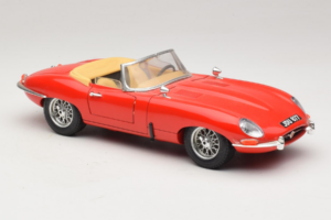 Jaguar E-Type Series 1 Kabriolet Červený Bburago 1:18 3038 Kov – obrázok 7 z 8