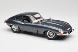 Jaguar E-Type Series 1 Zelený Bburago 1:18 3018-M1 Kov – obrázok 6 z 8