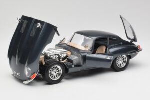 Jaguar E-Type Series 1 Zelený Bburago 1:18 3018-M1 Kov – obrázok 8 z 8