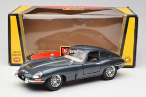 Jaguar E-Type Šedý Bburago 1:18 30018 Kov – obrázok 8 z 8