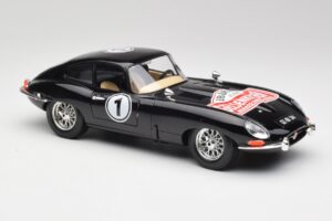Jaguar E-Type Series 1 #1 British Racing Green Bburago 1:18 3018-M3 Kov – obrázok 6 z 8
