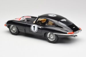 Jaguar E-Type Series 1 #1 British Racing Green Bburago 1:18 3018-M3 Kov – obrázok 7 z 8