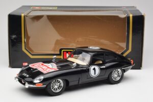 Jaguar E-Type Series 1 #1 British Racing Green Bburago 1:18 3018-M3 Kov – obrázok 8 z 8