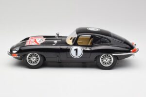 Jaguar E-Type Series 1 #1 British Racing Green Bburago 1:18 3018-M3 Kov – obrázok 4 z 8