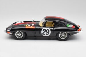 Jaguar E-Type #29 Čierny Bburago 1:18 3018-M4 Kov – obrázok 4 z 8