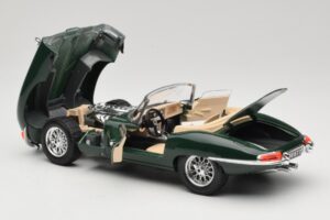 Jaguar E-Type Series 1 Roadster Zelený Bburago 1:18 3016-M1 Kov – obrázok 5 z 8