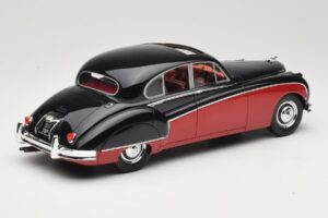 Jaguar Mk VIII Čierny & Tmavo Červený BoS Models 1:18 BOS408 Živica – obrázok 2 z 6
