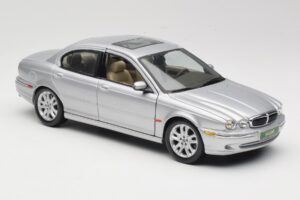 Jaguar X-Type Strieborný Maisto 1:18 7271328 Kov – obrázok 6 z 8
