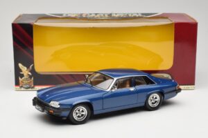 Jaguar XJ-S Modrý Road Signature 1:18 92658 Kov – obrázok 8 z 8