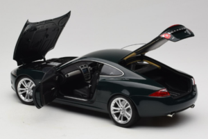 Jaguar XK X150 Zelený Minichamps 1:18 153130503 Kov – obrázok 5 z 8