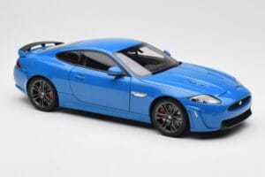 Jaguar XKR-S X150 French Racing Modrý AUTOart 1:18 73641 Kov – obrázok 6 z 8