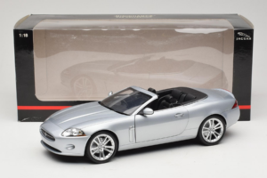 Jaguar XK X150 Kabriolet Strieborný Minichamps 1:18 150130531 Kov – obrázok 8 z 8