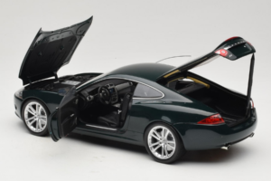 Jaguar XK X150 Zelený Minichamps 1:18 150130500 Kov – obrázok 5 z 8