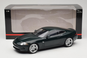 Jaguar XK X150 Zelený Minichamps 1:18 150130500 Kov – obrázok 8 z 8
