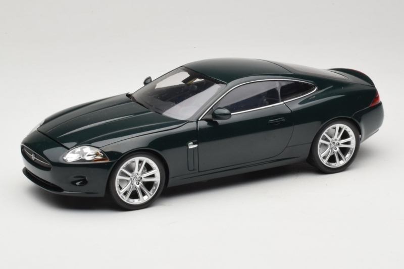 Jaguar XK X150 Zelený Minichamps 1:18 150130500 Kov