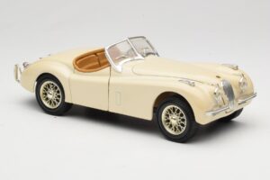 Jaguar XK120 Biely Eduscho 1:18 7482-1HTH Kov – obrázok 6 z 8