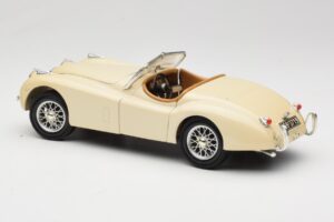 Jaguar XK120 Biely Eduscho 1:18 7482-1HTH Kov – obrázok 7 z 8
