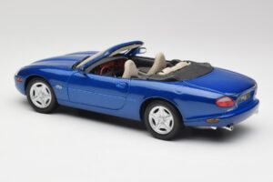 Jaguar XK8 X100 Kabriolet Azure Modrý Maisto 1:18 50286 Kov – obrázok 7 z 8