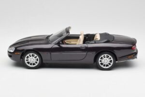 Jaguar XKR X100 Kabriolet Šedý Maisto 1:18 50331 Kov – obrázok 4 z 8