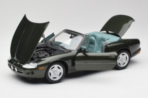 Jaguar XKR X100 Kabriolet Zelený Maisto 1:18 37800-M1 Kov – obrázok 2 z 8
