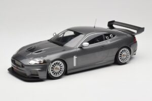 Jaguar XKR GT3 Grey Metallic Minichamps 1:18 150081390 Kov