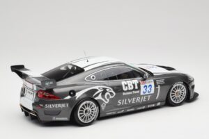 Jaguar XKR GT3 Quaife #33 P. Hall FIA GT3 Championship 2008 Minichamps 1:18 150081333 Kov – obrázok 2 z 6