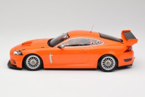 Jaguar XKR GT3 Racing Orange Minichamps 1:18 150081391 Kov – obrázok 3 z 6