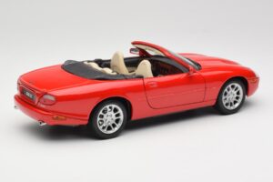 Jaguar XKR X100 Červený Maisto 1:18 50330 Kov – obrázok 3 z 8