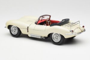 Jaguar XKSS Krémový AUTOart 1:18 73512 Kov – obrázok 7 z 8
