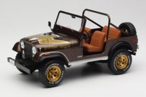 Jeep CJ-7 Golden Eagle Zelený MCG 1:18 MCG18109 Kov